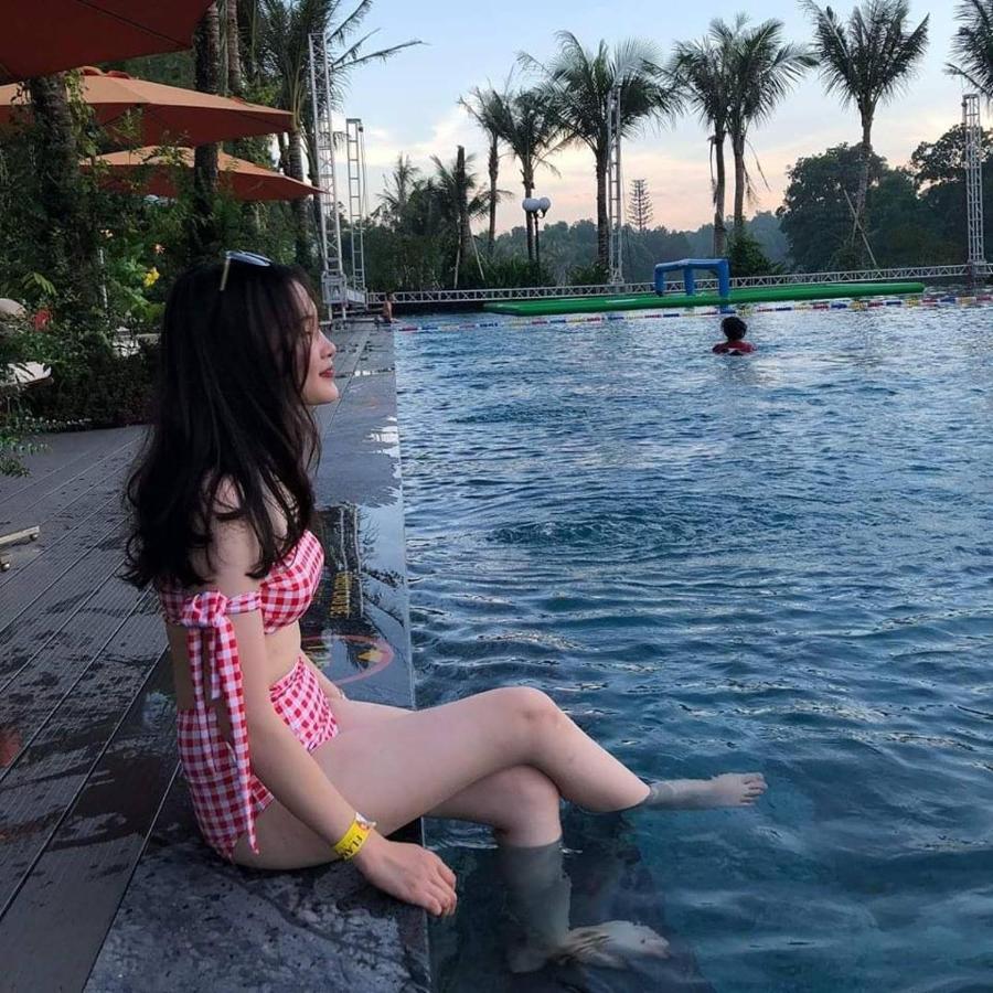 Hoàng Quyên 9 Flamingo đại Lải