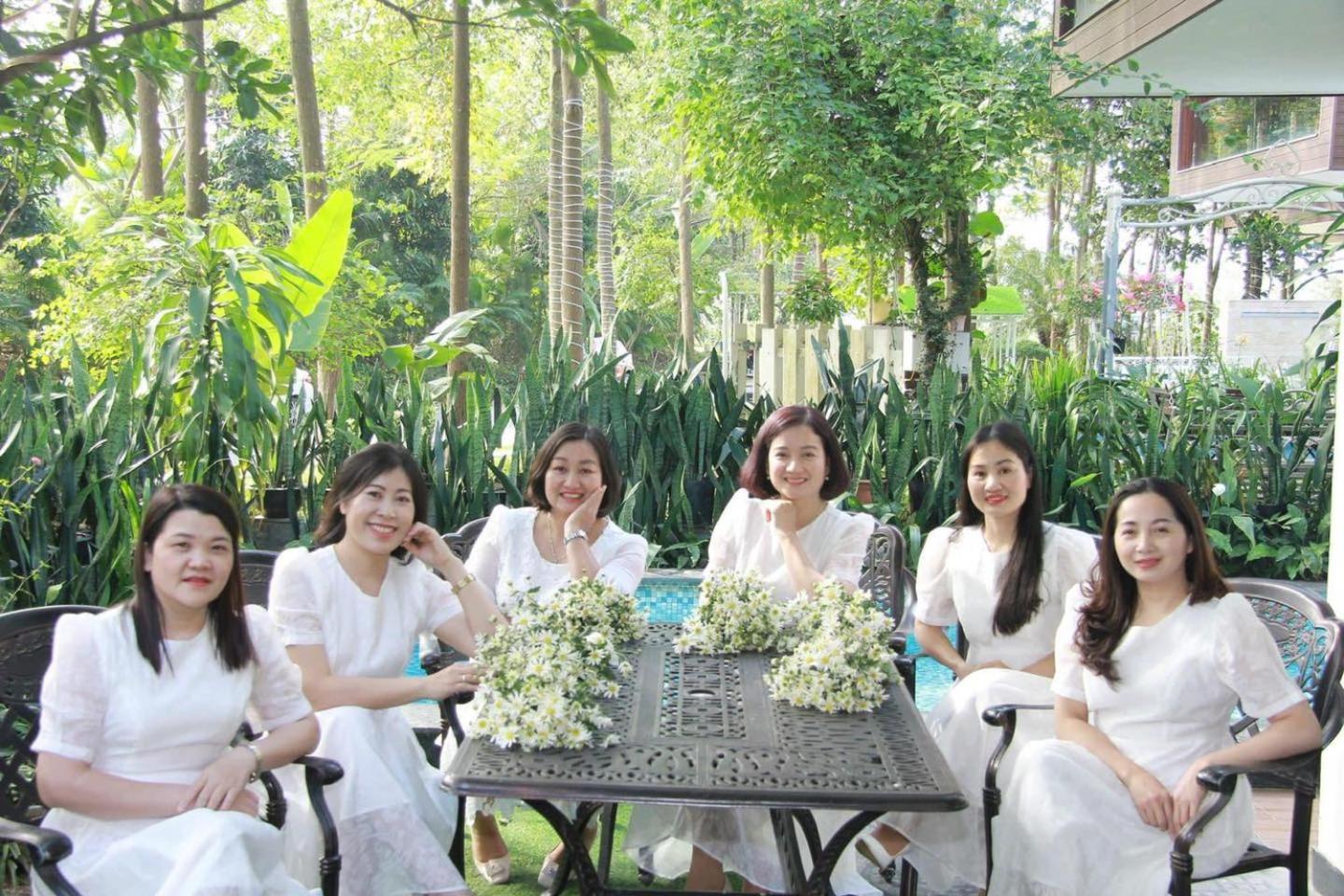 Flamingo Happy Hoang Quyen 9-3pn-resort Fla Dai Lai- Bbq-karaoke & An Sang Mien Phi Apartment Hanoi